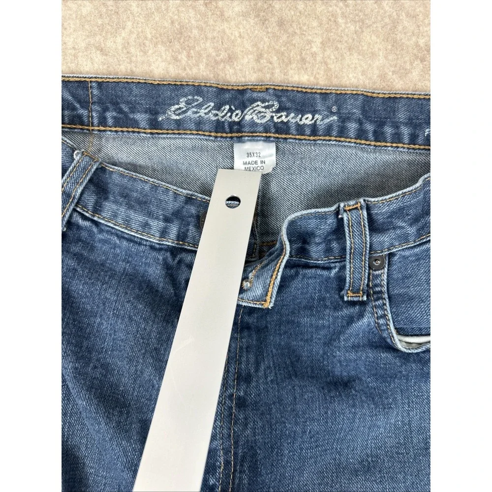 Eddie‎ Bauer Relaxed Straight Fit Denim Jeans Men's Size 35x32